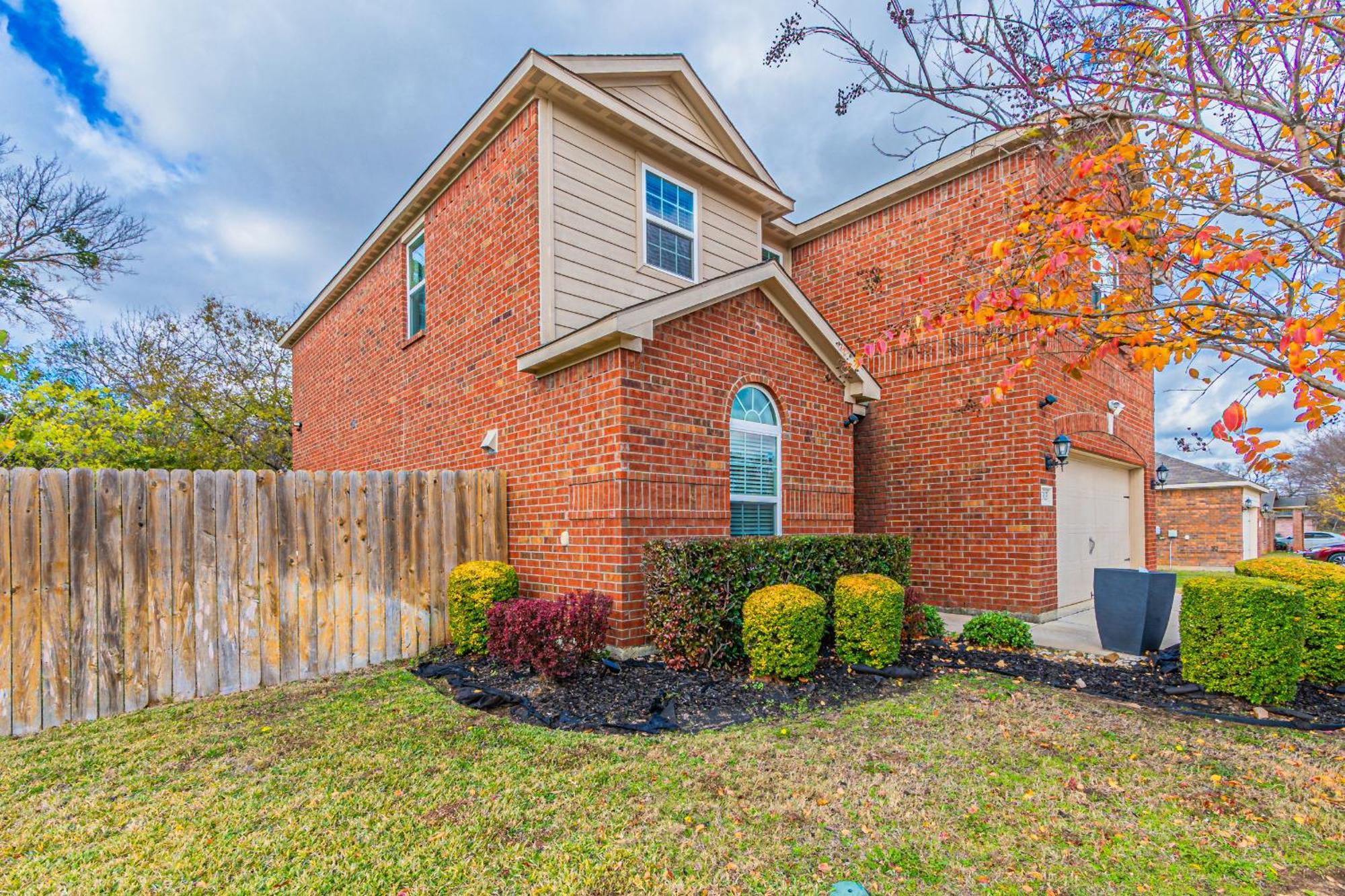Luxury 5Br Dallas Retreat With Business Amenities - Perfect For Business Travelers, Families & Groups Exterior foto